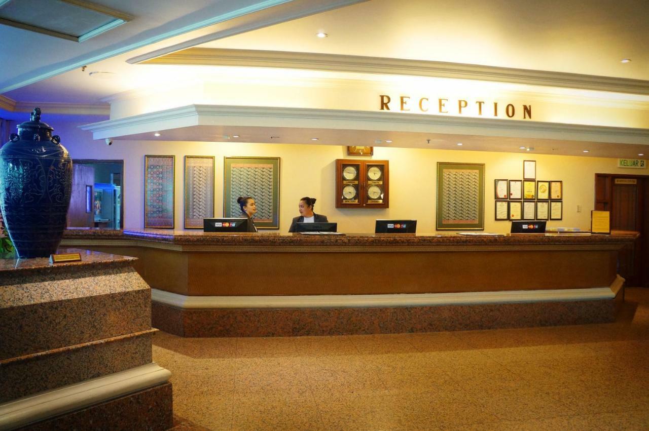 Sabah Oriental Hotel Kota Kinabalu Esterno foto