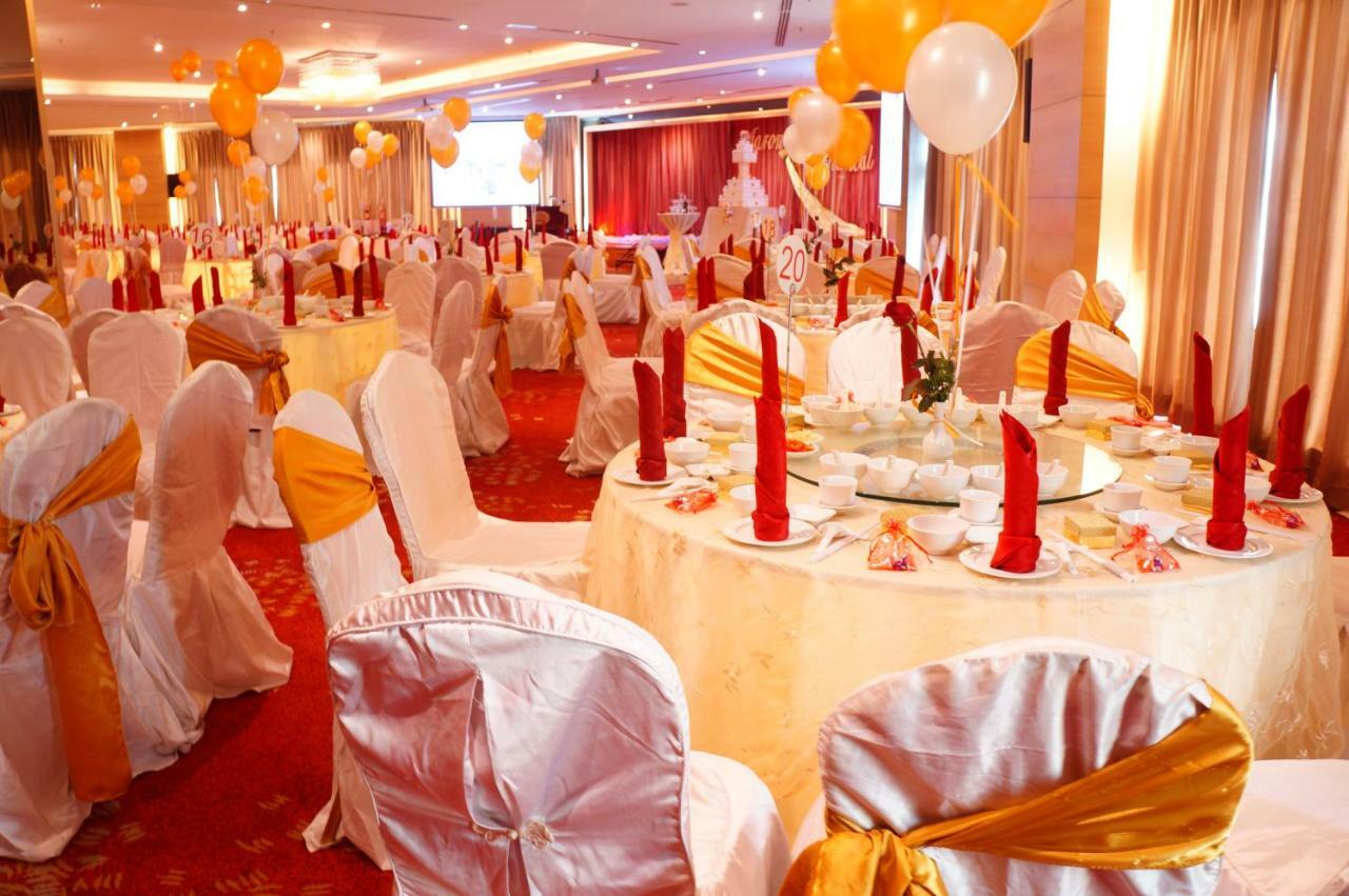Sabah Oriental Hotel Kota Kinabalu Esterno foto