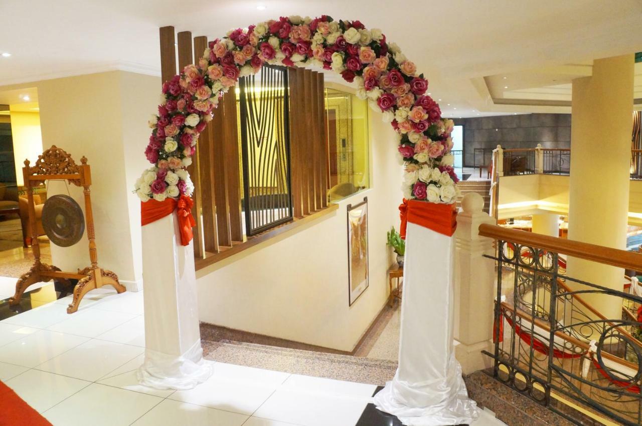 Sabah Oriental Hotel Kota Kinabalu Esterno foto